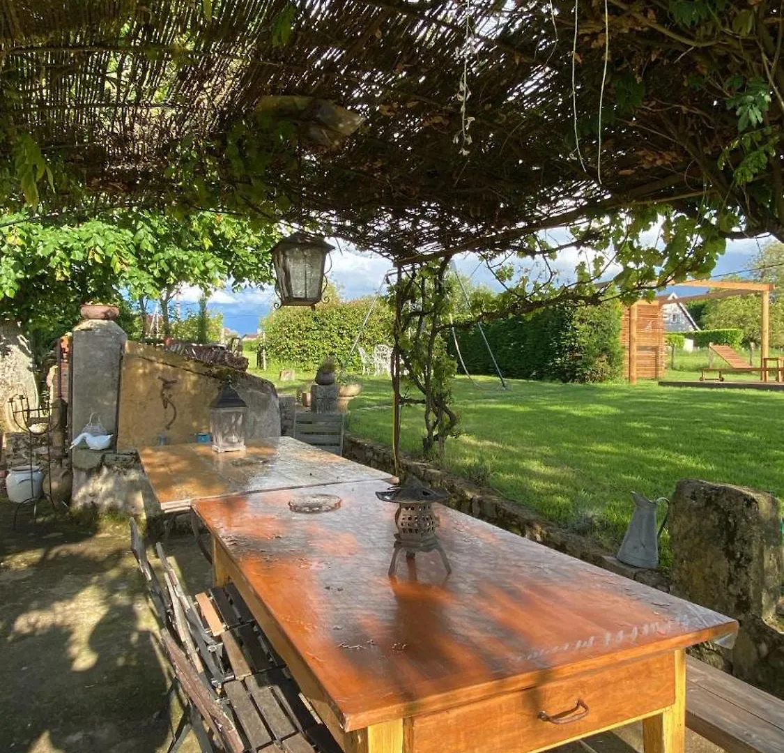 99 Maison Des Merles Villa Briennon 0*,