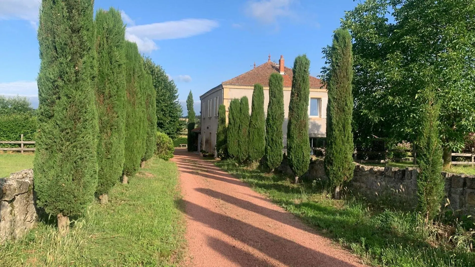 99 Maison Des Merles Villa Briennon